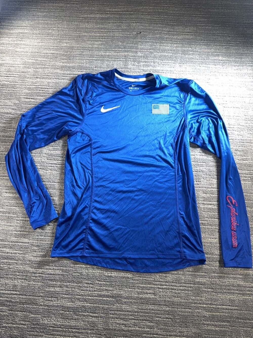 Nike Running Dri-FIT E Pluribus Unum Long Sleeve Shirt Size M
